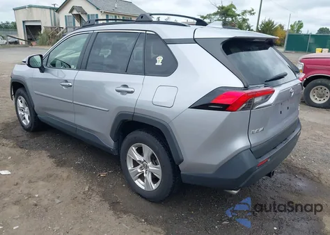 2019 Toyota Rav4 Xle from USA, damaged, VIN JTMP1RFV4KD012750